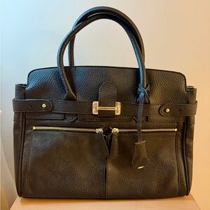 • black satchel •